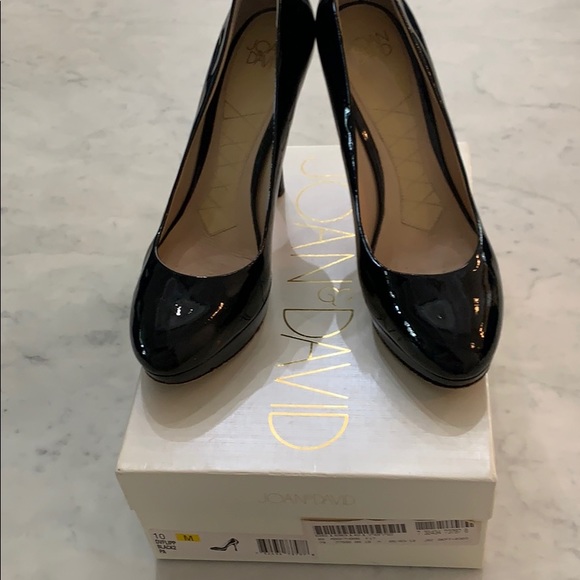 Joan & David Black Patent Pumps - Picture 7 of 9